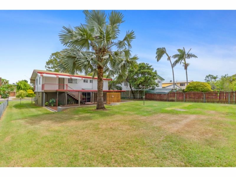 28 Wackford Street, Park Avenue QLD 4701
